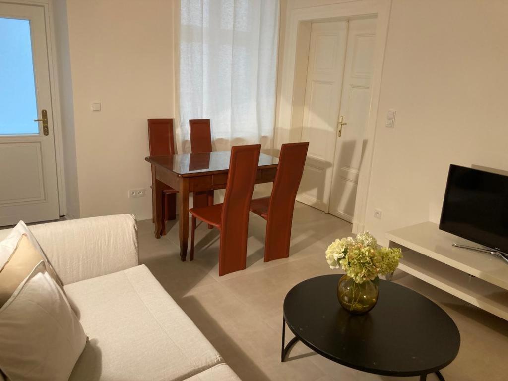 City Center Apartments Prága Kültér fotó
